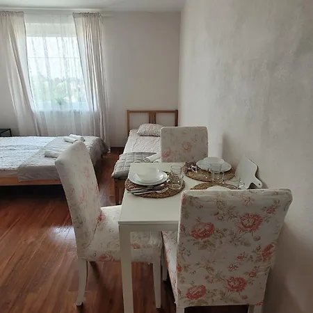 Nika U Weroniki Homestay *